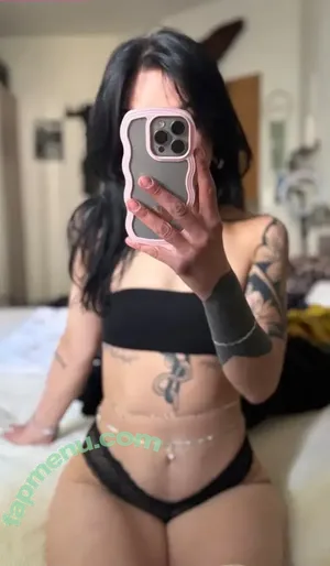 Charlotte_wkyns leaked nudes