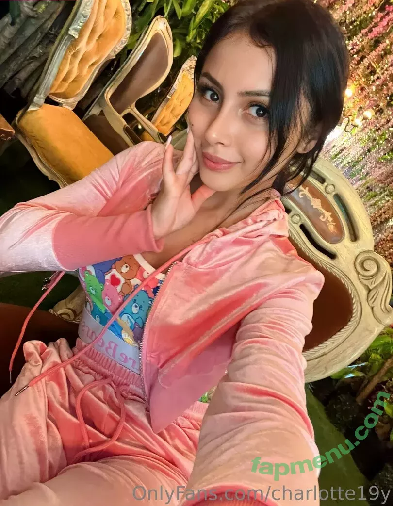 charlotte19y nude photo #0223 (charlotte19y)