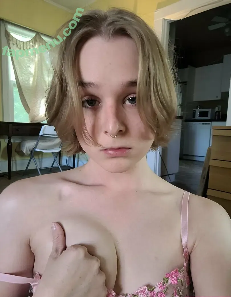 Charlotte40404 nude photo #0033 (too_old_femboy)