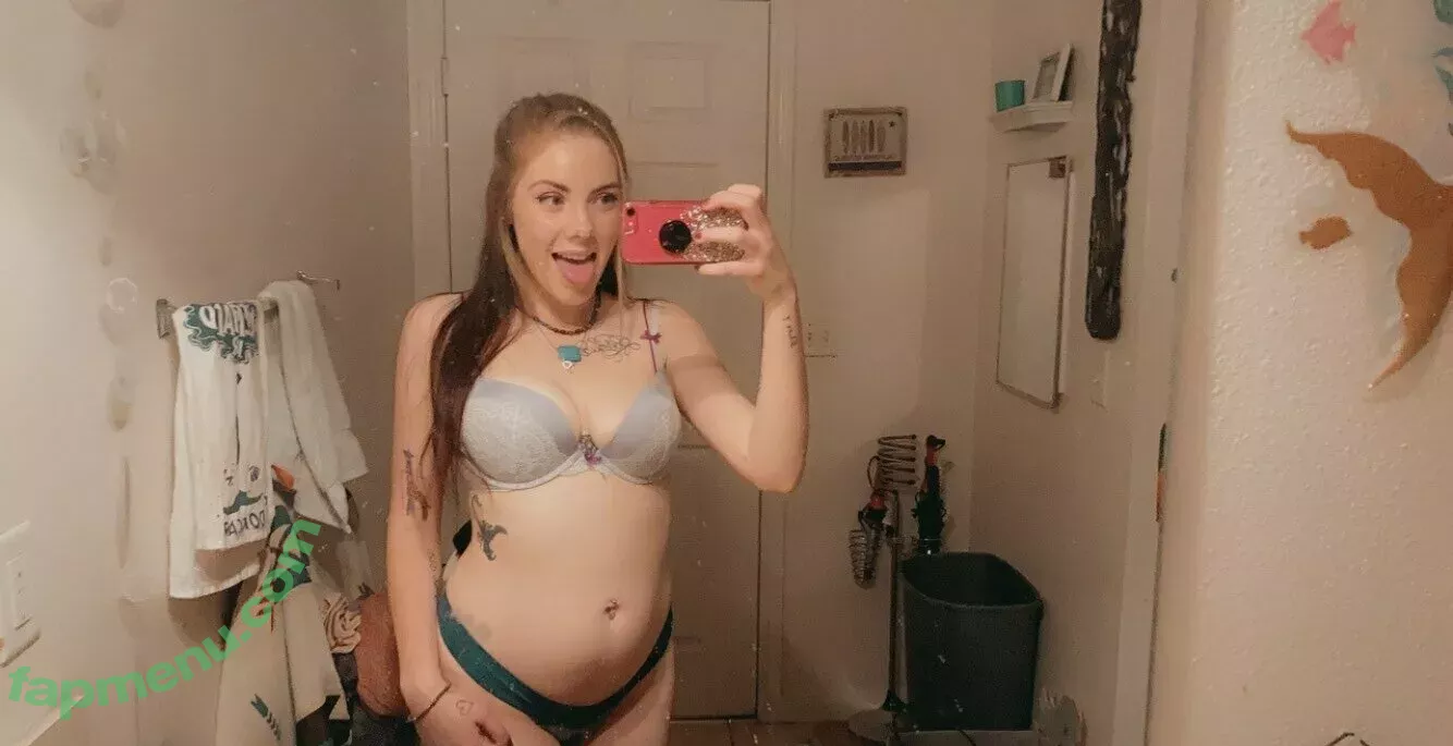 charlotte6869 nude photo #0012 (emily.hale6869)