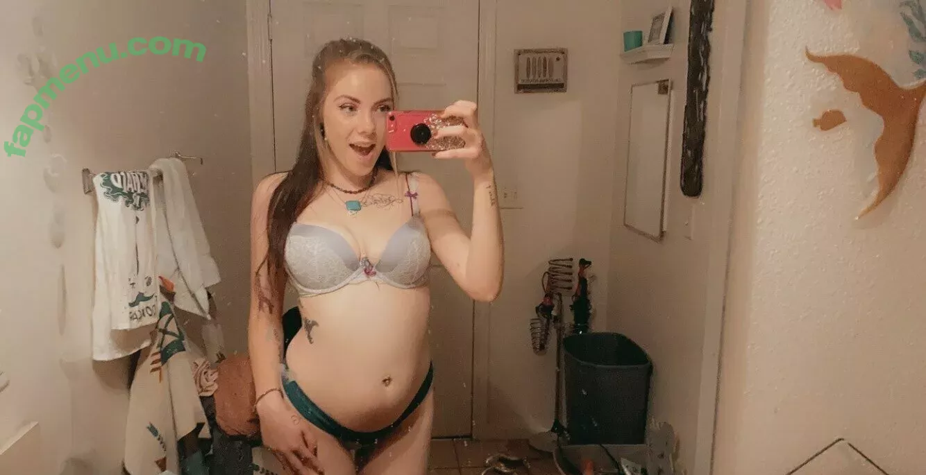 charlotte6869 nude photo #0015 (emily.hale6869)