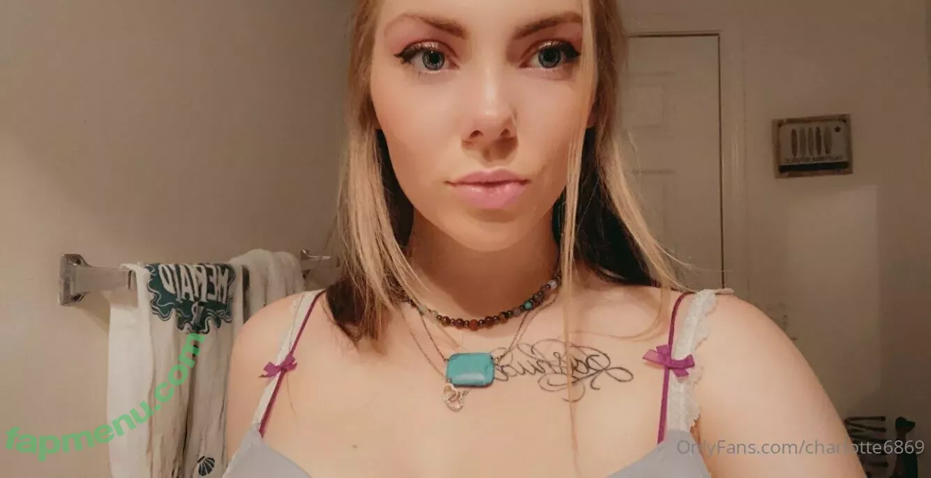 charlotte6869 nude photo #0021 (emily.hale6869)