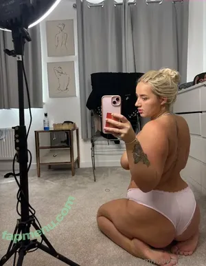 charlotteberryx / charlotte.berryx nude photo #0009