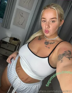 charlotteberryx / charlotte.berryx nude photo #0025