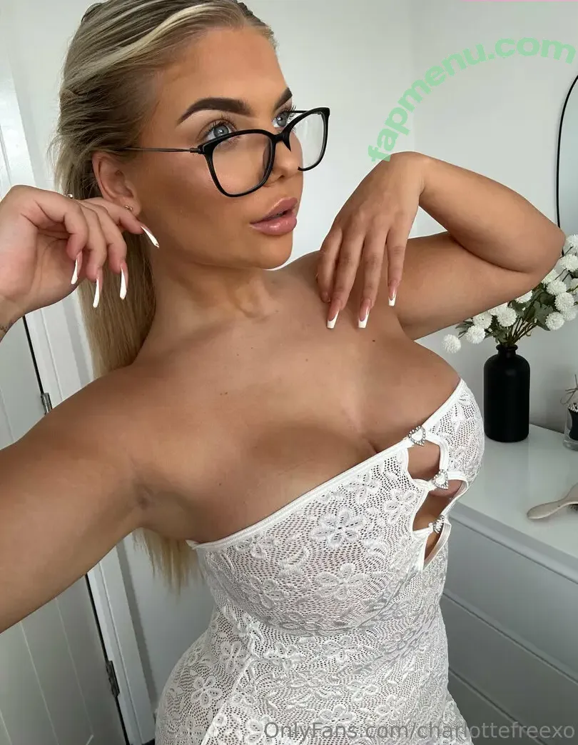 charlottefreexo nude photo #0041 (moonchild)