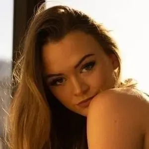 Charlottehere nude photo #0016