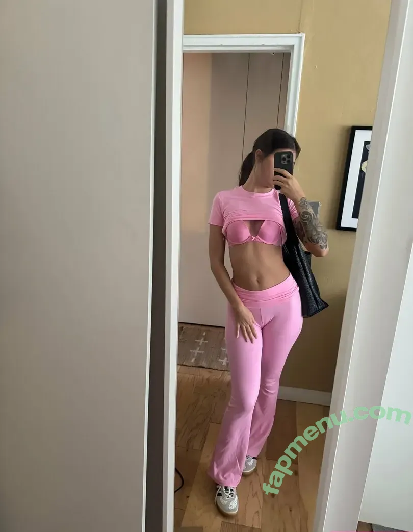 charlottemae977 nude photo #0047 (charlottemae977)