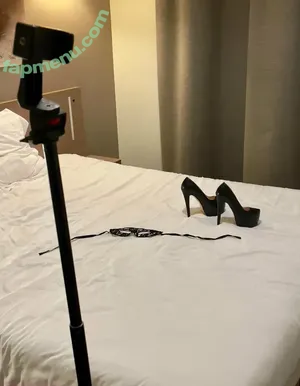  nude photo #0007