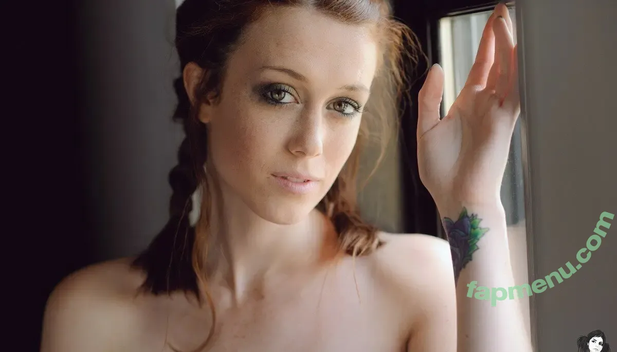 charlottesomething nude photo #0321 (Chad)