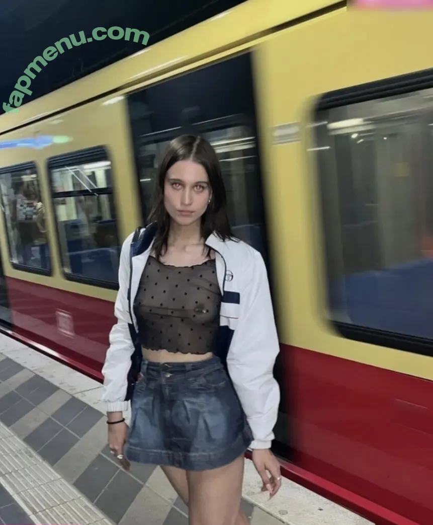 charlottesoso nude photo #0020 (charlottesoso)