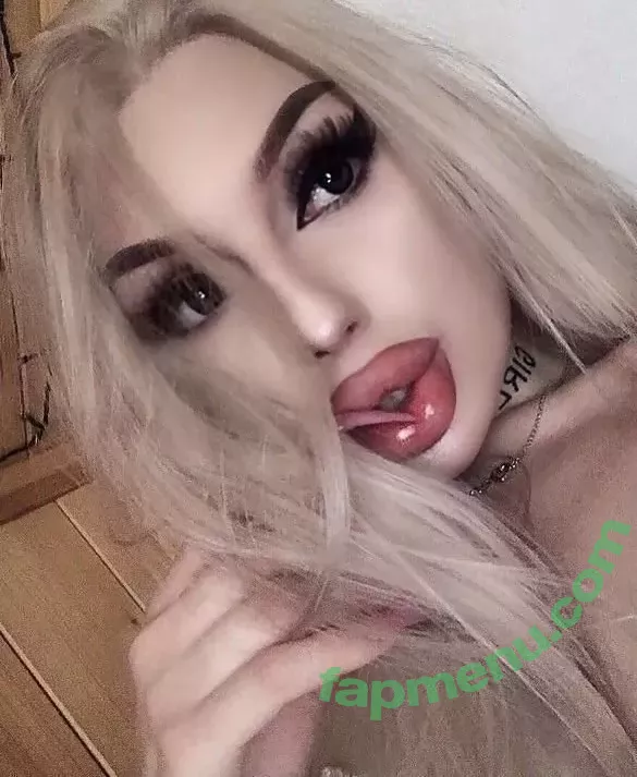 charlotteventura nude photo #0002 (charlotteventura)