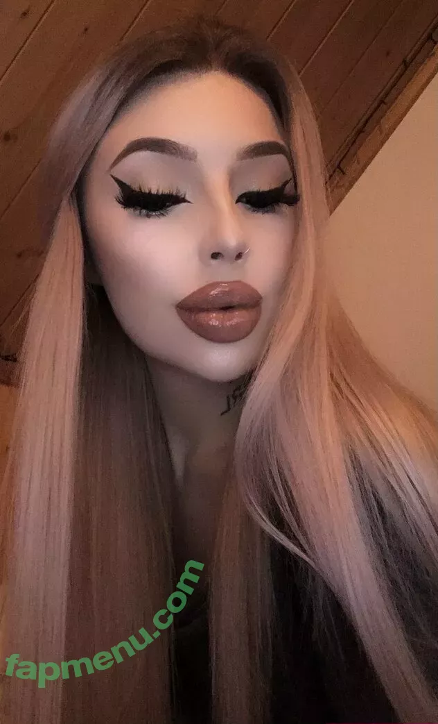 charlotteventura nude photo #0004 (charlotteventura)