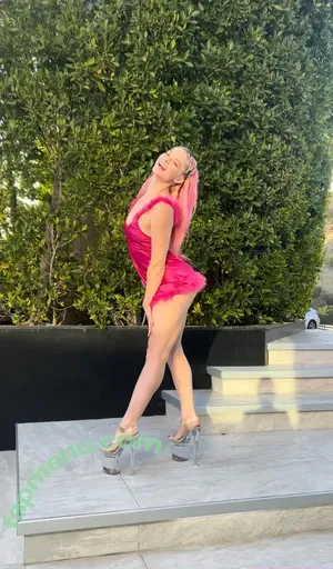  nude photo #0003