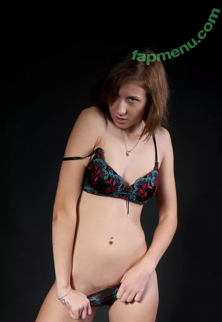 CharmModels nude photo #0419 (charm_models_women_fashion)