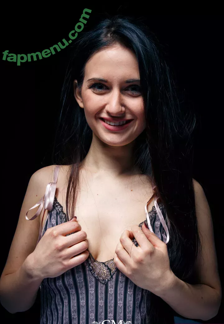 CharmModels nude photo #0749 (charm_models_women_fashion)