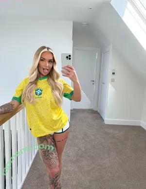 charstevesxo / charlottestevensx_ nude photo #0158