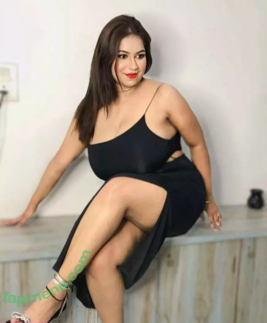 Charu Sharma nude photo #0001 ( / Charu S / Charushamra0801 / charusharma0108)