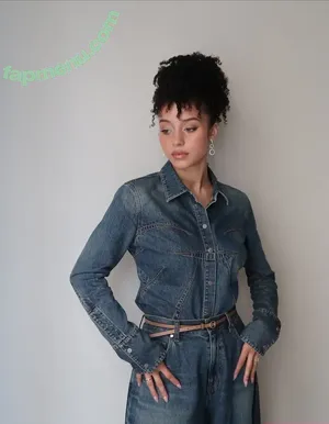 Chase Infiniti / chaseinfiniti nude photo #0036