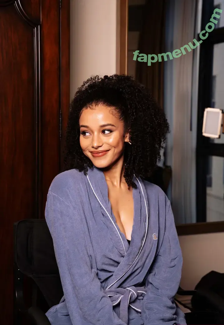 Chase Infiniti nude photo #0060 (chaseinfiniti)