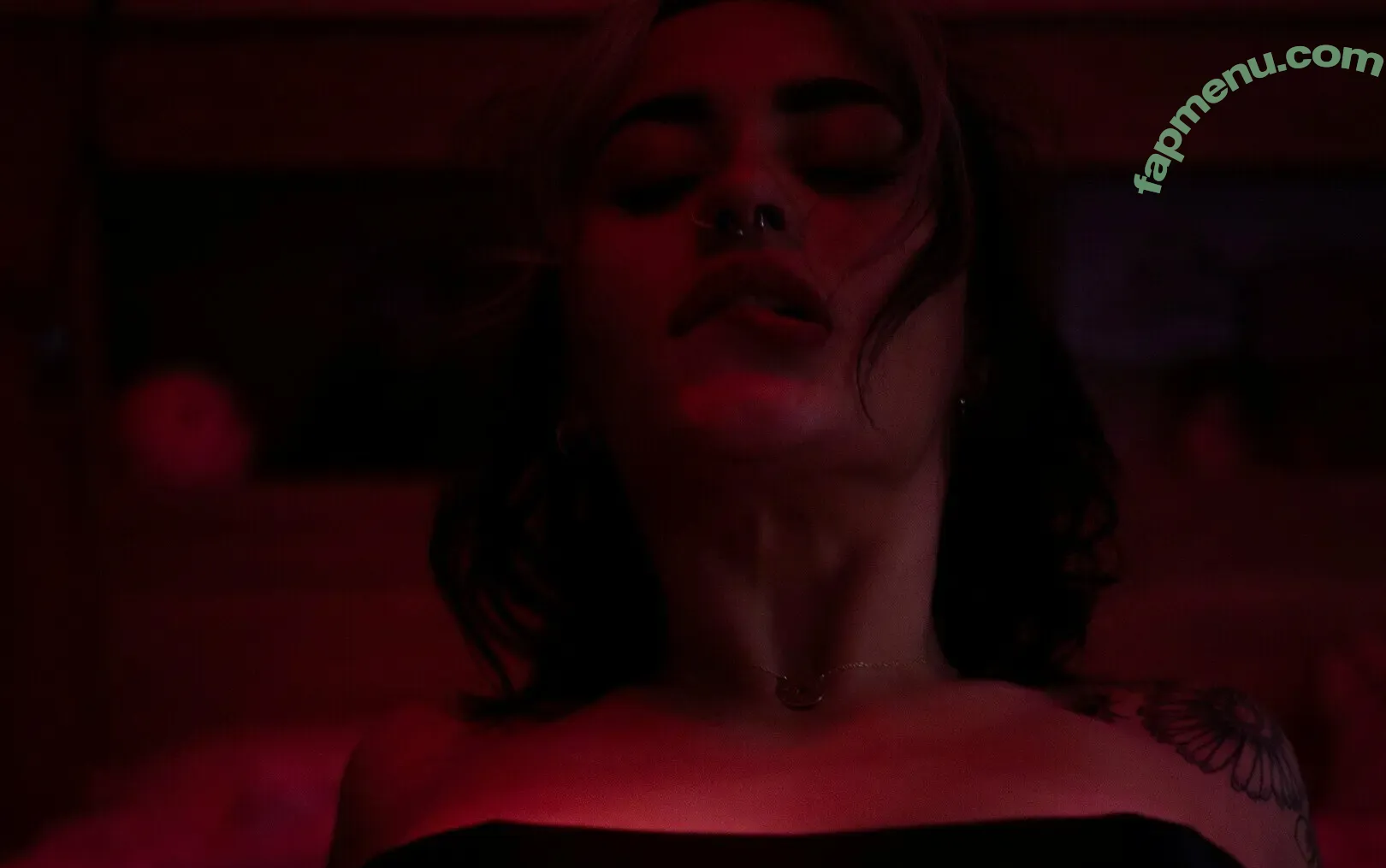 chasinghazel nude photo #0002 (chasinghazel)