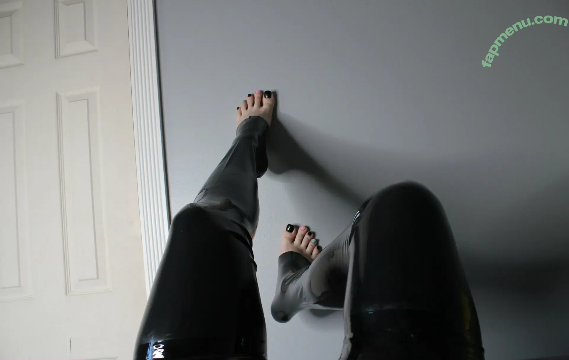 chastitybbgirl nude photo #0012 (wet_nesday)