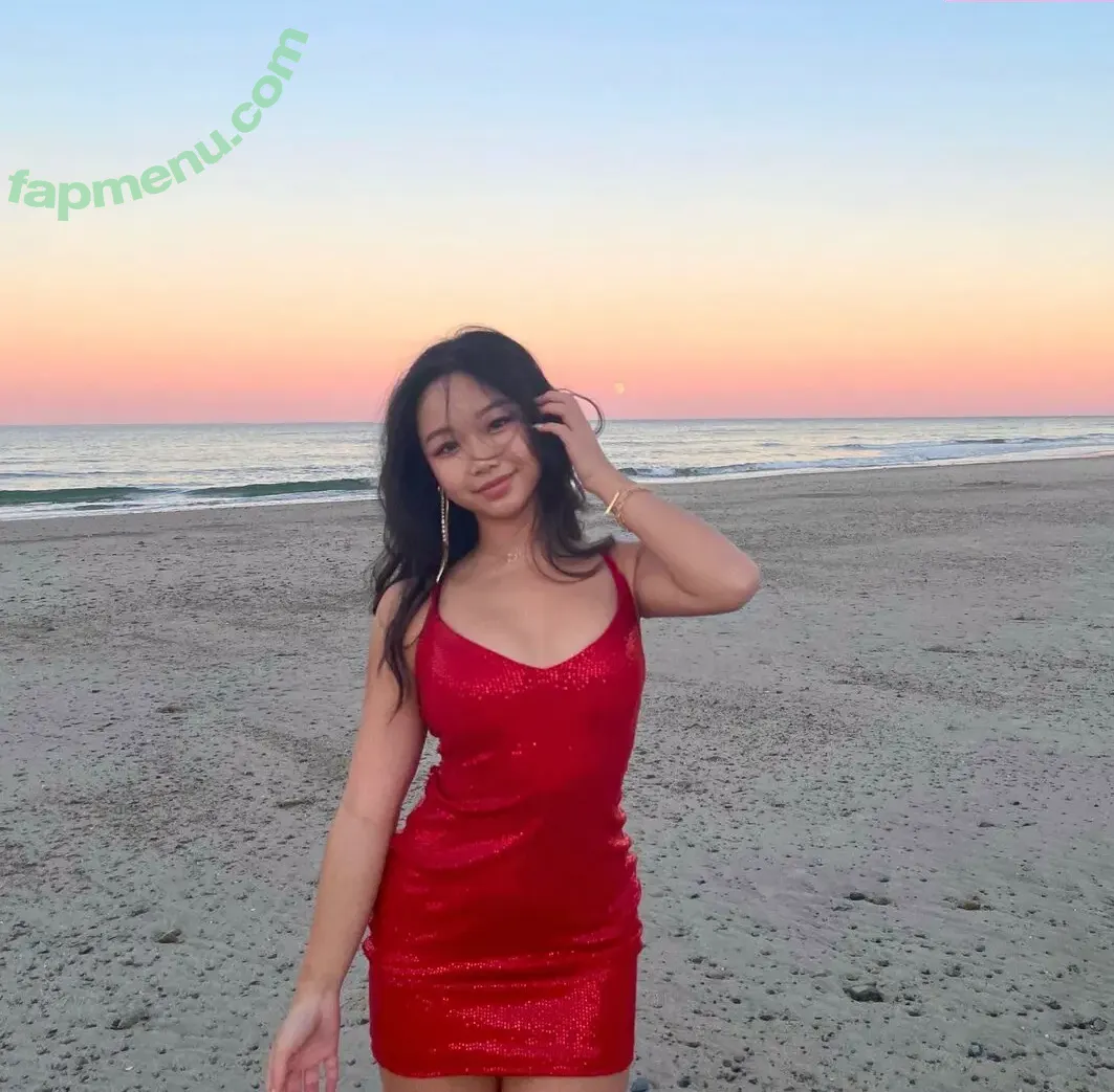 Chau Vo nude photo #0002 (chauxvo)