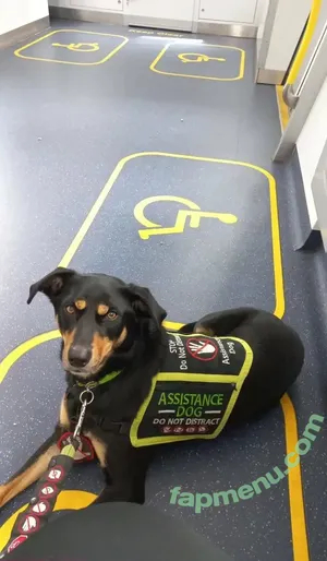 cheeky_auzzie / cheeky_yumsie nude photo #0051