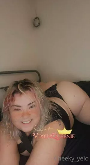 cheeky_yelofree / cheekyreelss nude photo #0006
