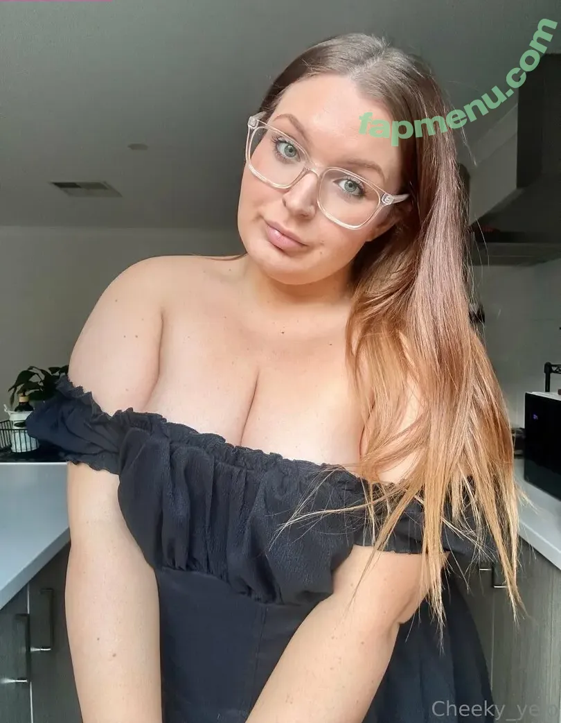cheeky_yelofree nude photo #0214 (cheekyreelss)