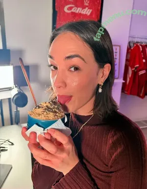 Cheekymz / mysteriousmagsx nude photo #0822