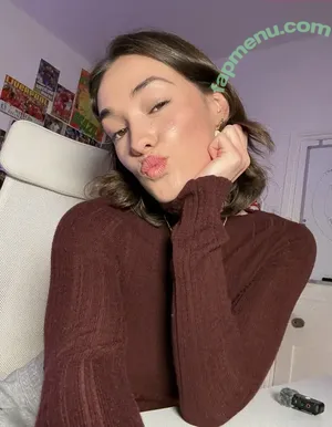 Cheekymz / mysteriousmagsx nude photo #0825