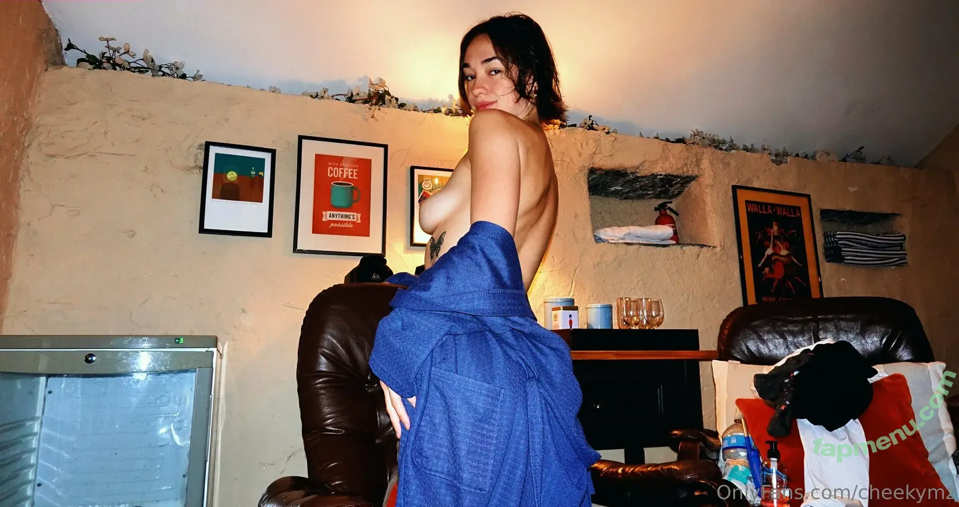 Cheekymz nude photo #0404 (Cheekymz)