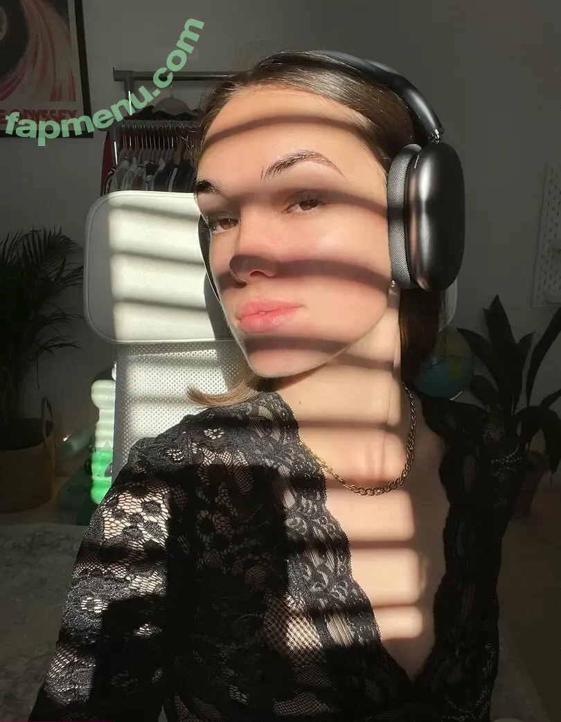 Cheekymz nude photo #0717 (mysteriousmagsx)