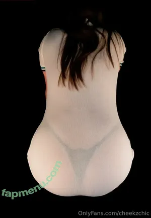cheekzchic / the.realallureadore nude photo #0016