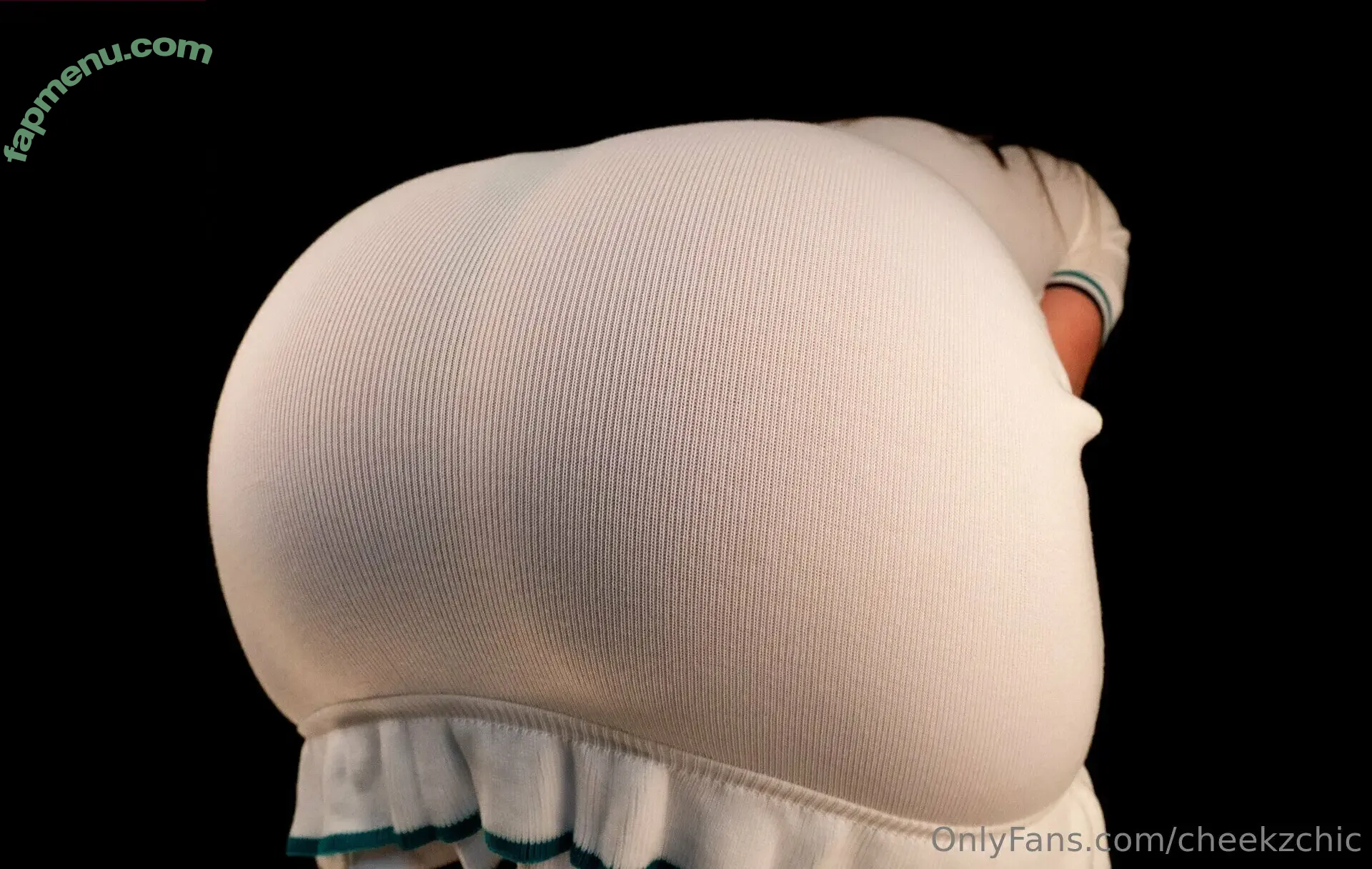 cheekzchic nude photo #0019 (the.realallureadore)
