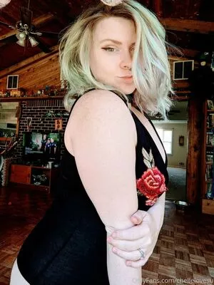 chellelovesu / chellesilverstein nude photo #0007