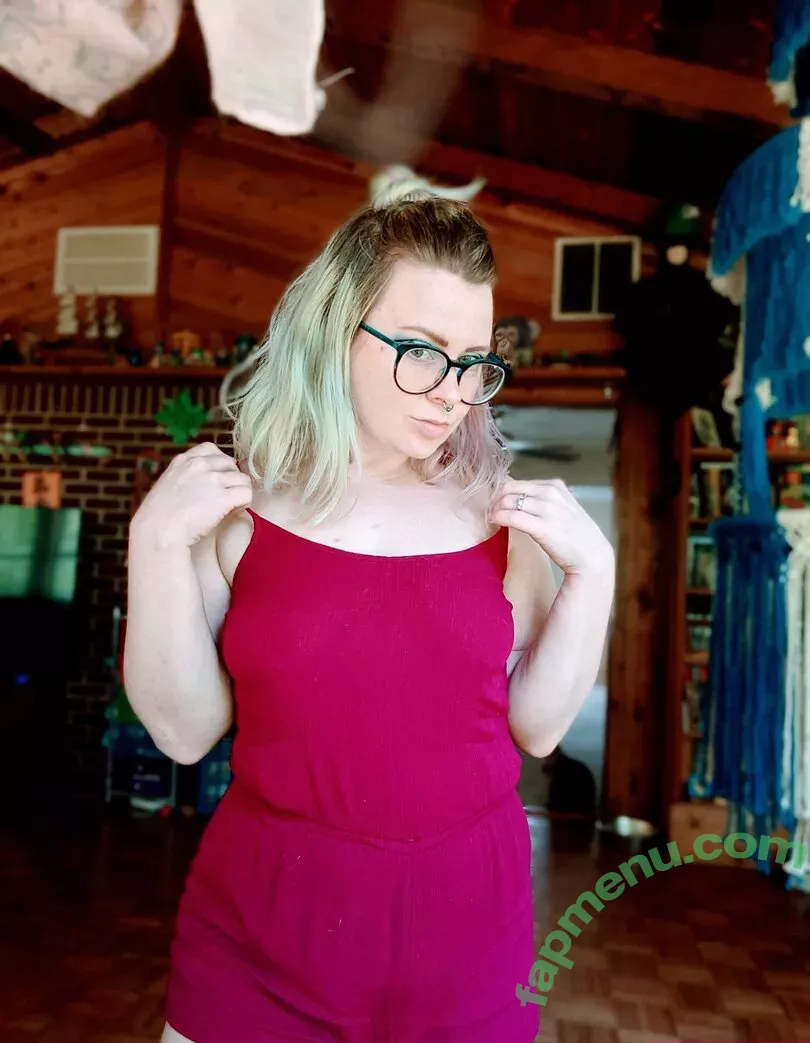 chellelovesu nude photo #0092 (chellesilverstein)