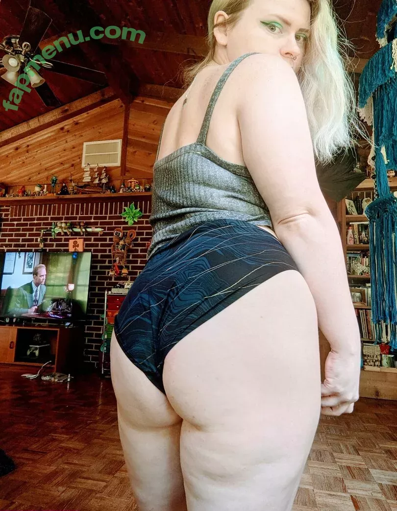 chellelovesu nude photo #0155 (chellesilverstein)