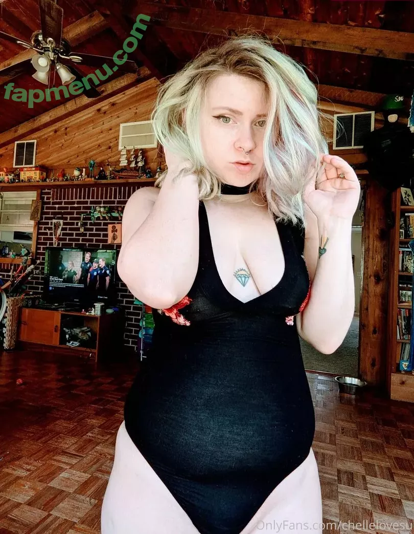 chellelovesu nude photo #0221 (chellesilverstein)