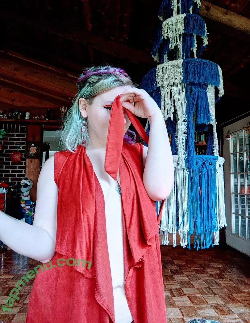 chellelovesu nude photo #0245 (chellesilverstein)