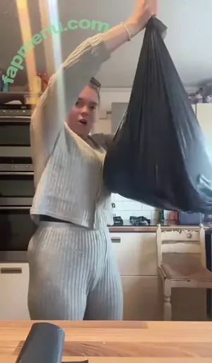 Chels McHodg / chels_mchodg_official nude photo #0024