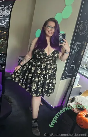 chelsbennett / cosmicbunnixo nude photo #0115