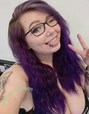 chelsbennett / cosmicbunnixo nude photo #0117