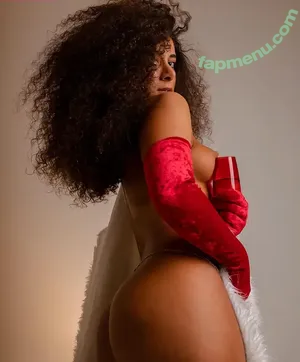 Chelsea Bakhshiyeva / chelseabakhshiyeva nude photo #0042