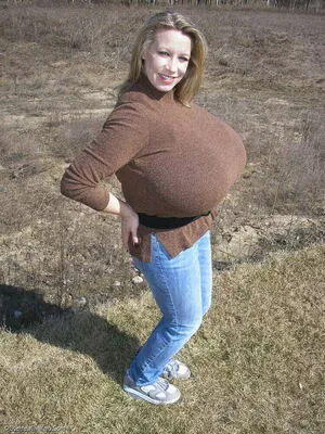 Chelsea Charms / chelsea_charms_ nude photo #3896