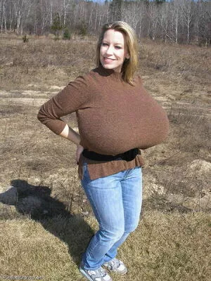 Chelsea Charms / chelsea_charms_ nude photo #3897