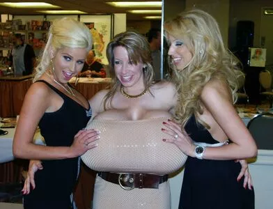 Chelsea Charms / chelsea_charms_ / chelseamystory nude photo #4066