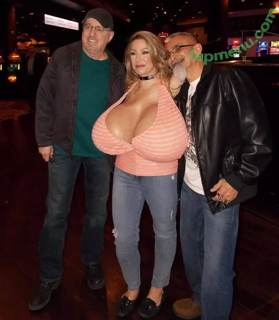 Chelsea Charms nude photo #4234 (chelsea_charms_ / chelseamystory)