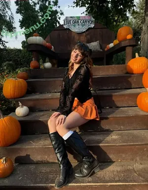 Chelsea Cook / 775853193 / whoischelsea / whyischelsea nude photo #0182