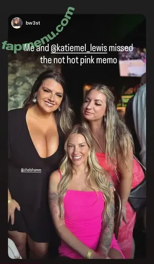 Chelsea Hammill / chelshamm nude photo #0153